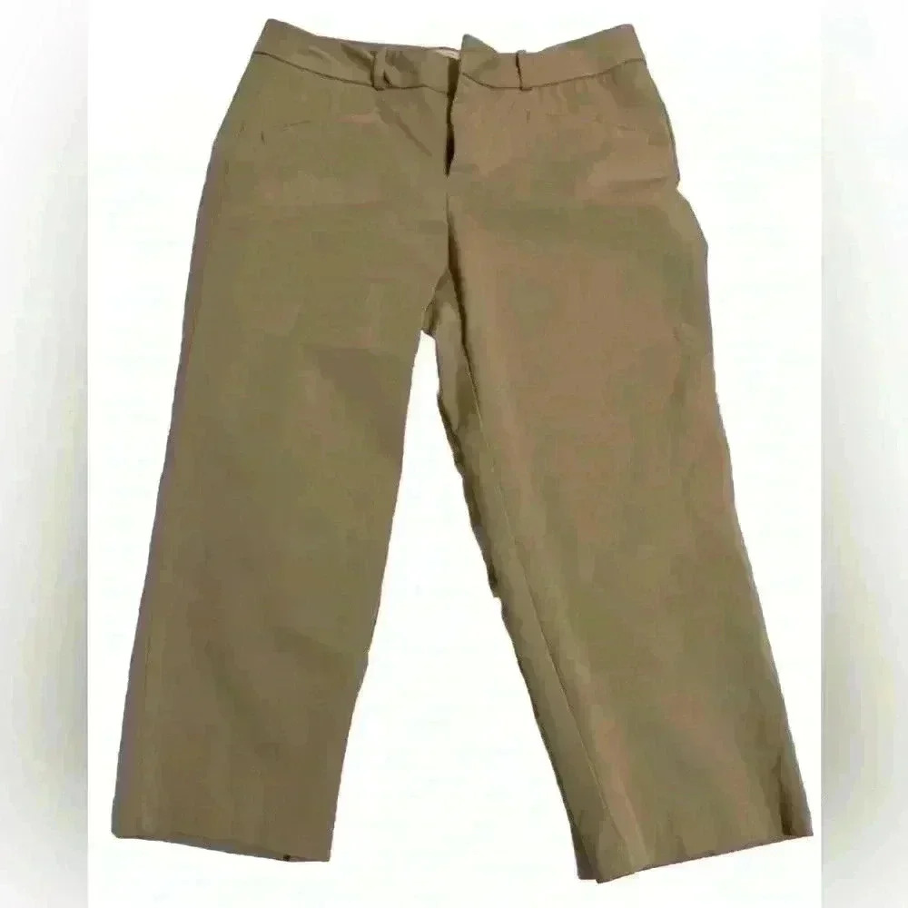 Dockers Capri Khaki Pants